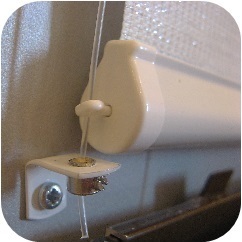 белого цвета, боченок Натяжитель лески День-Ночь СИСТЕМА MINI SET Польша